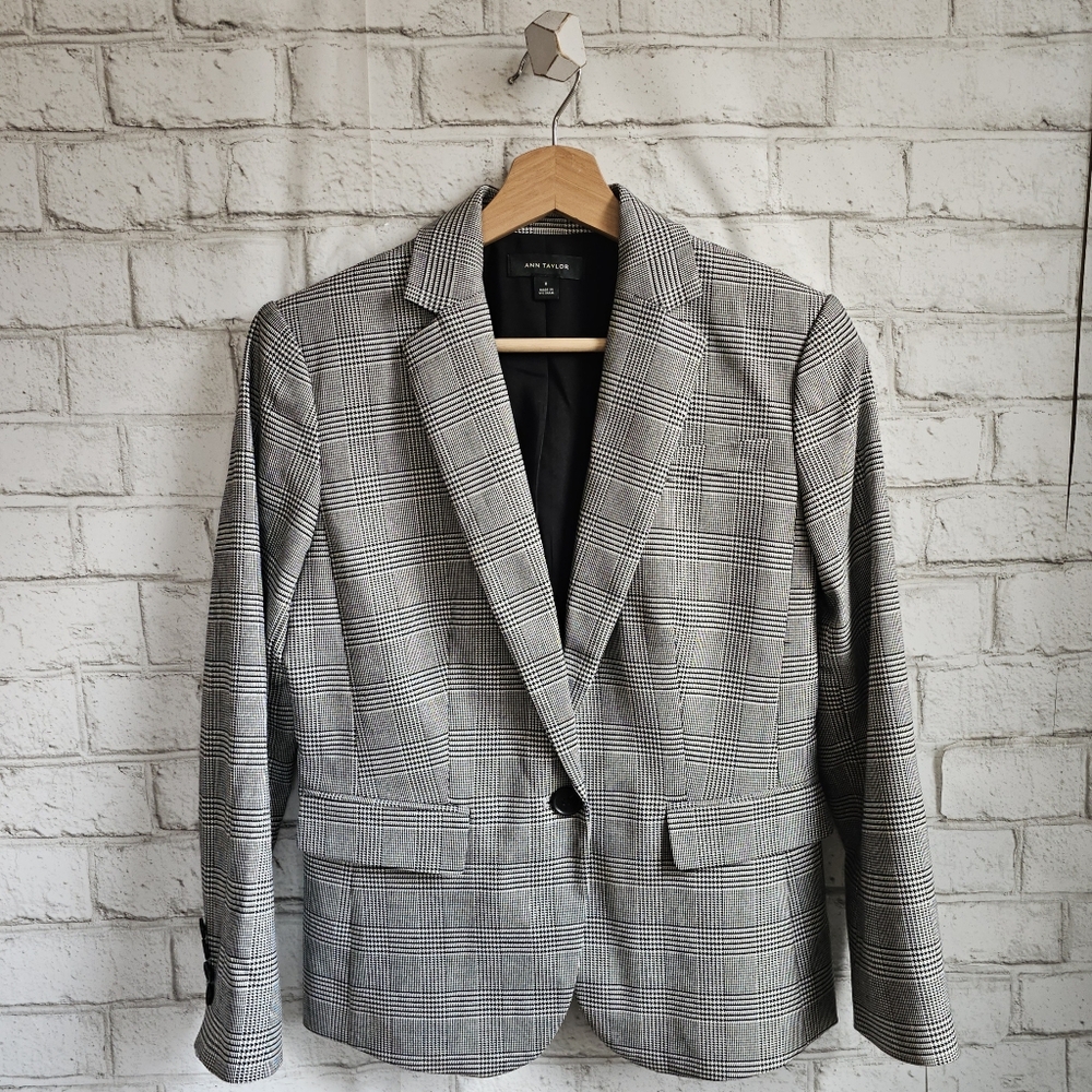 ANN TAYLOR Houndstooth Plaid Blazer, 0